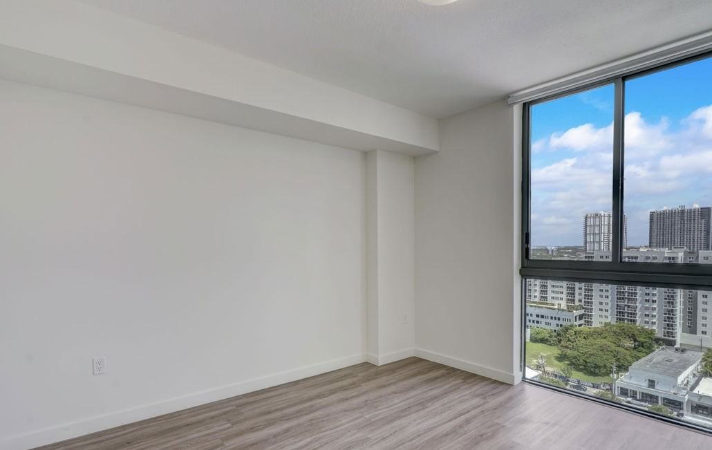 Ne 24th St #1202 - Photo 7 of 8