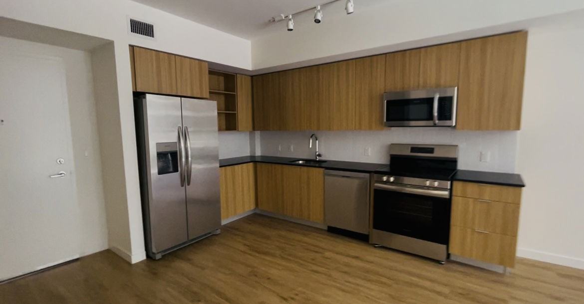 E 26th St #509 - Photo 3 of 8