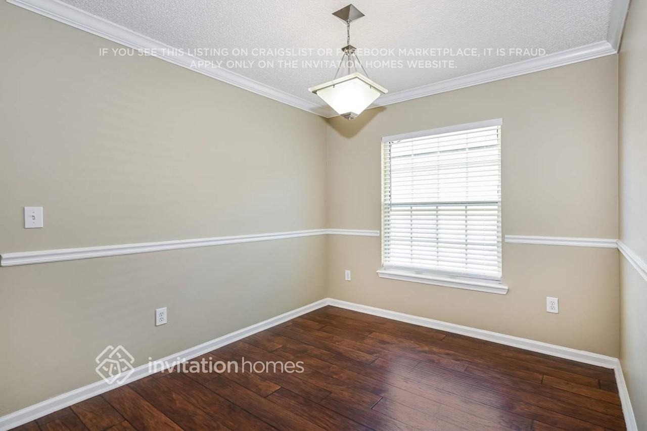 13757 Sea Mist Dr - Photo 5 of 17