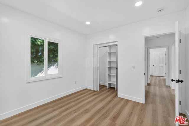 546 San Juan Ave - Photo 2 of 8