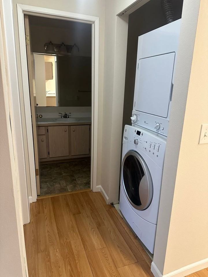 Roosevelt Square - Photo 7 of 20