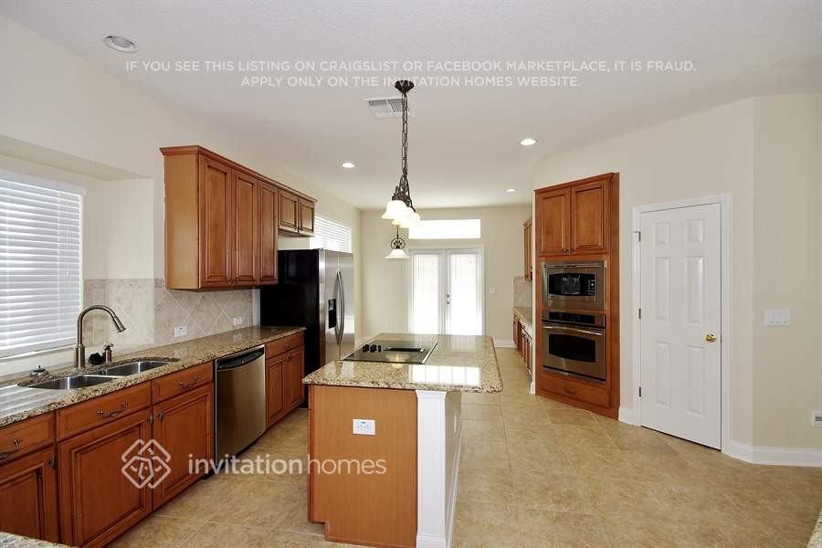 2129 Wild Tamarind Blvd - Photo 5 of 21