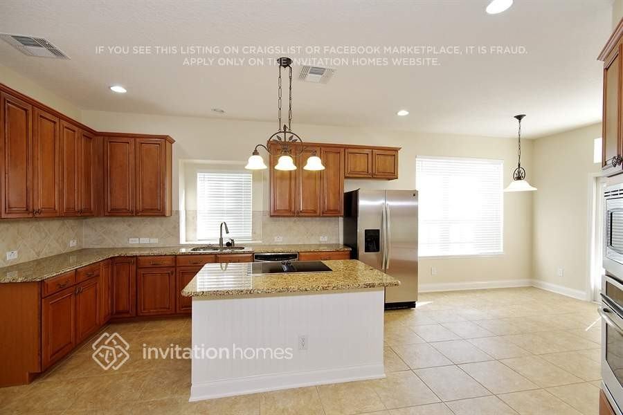 2129 Wild Tamarind Blvd - Photo 6 of 21