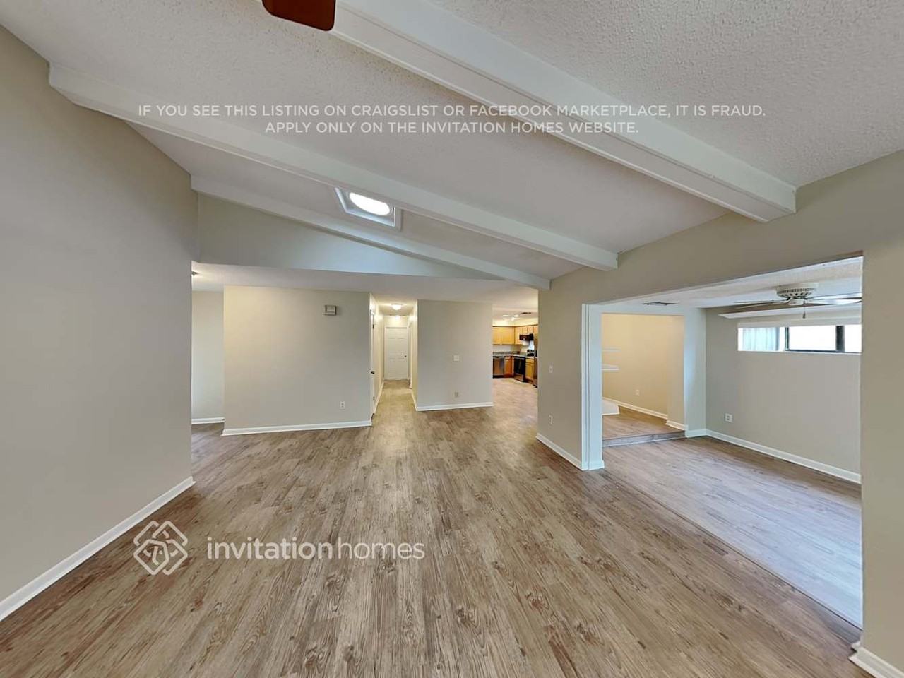 1463 Oak Pl - Photo 4 of 18