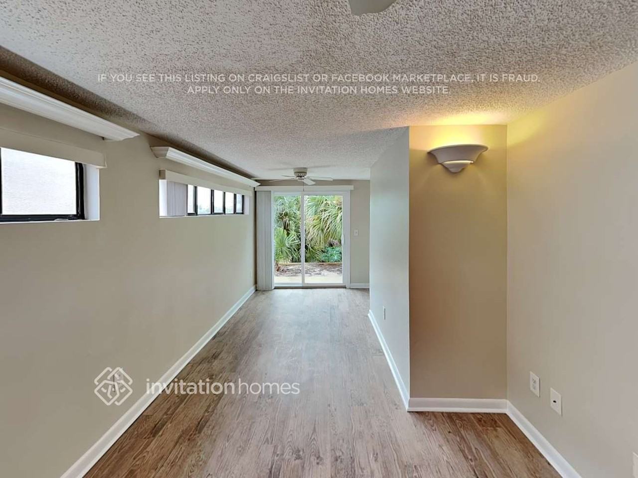 1463 Oak Pl - Photo 5 of 18