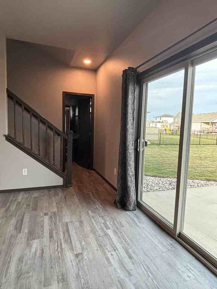 204 Lydia Court - Photo 7 of 22