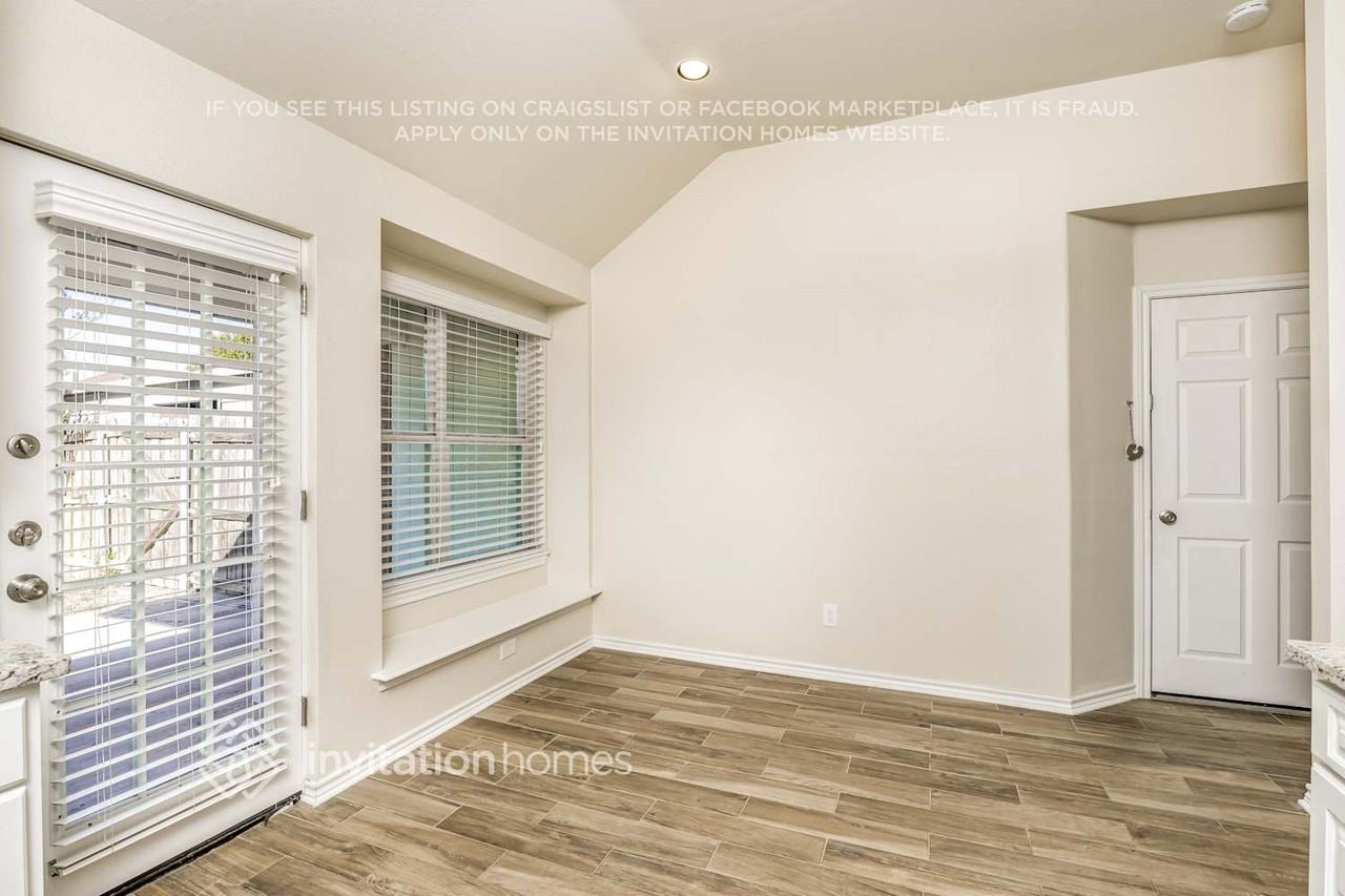 8081 Durham Dr - Photo 5 of 16
