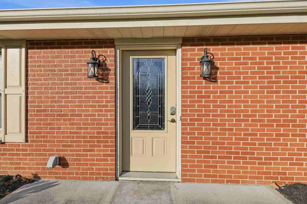 3310 Plateau Pl - Photo 4 of 50