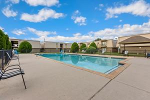 featured image of 20 Northwest Mission Boulevard