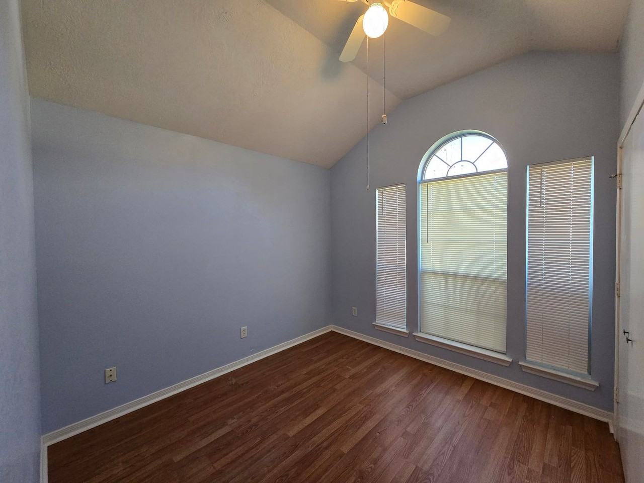 600 Plano Drive - Photo 4 of 22