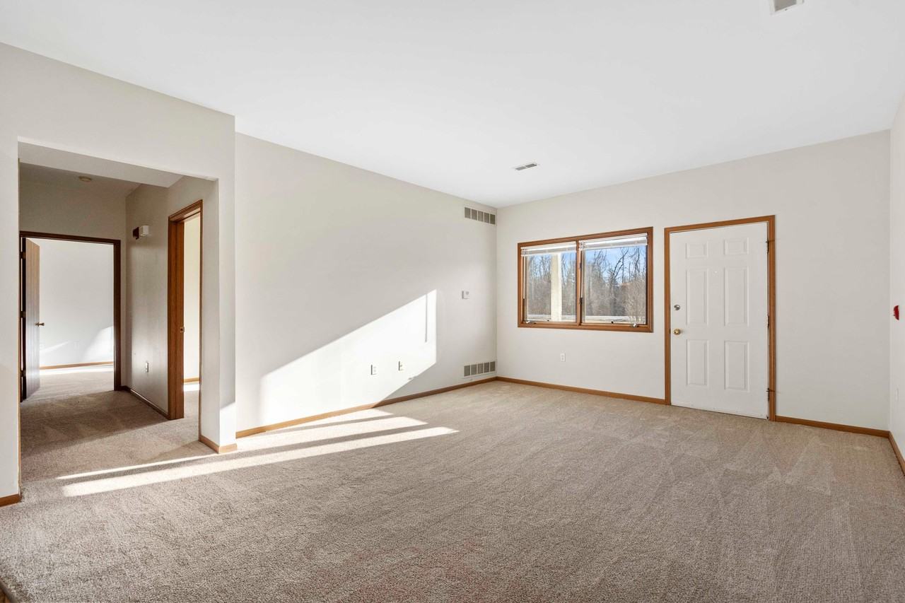 Stoneridge Apartments - Photo 2 of 11