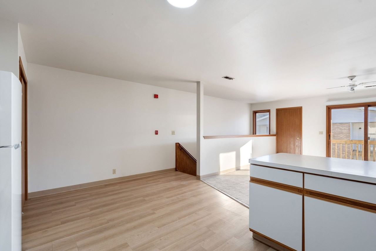 West Court Apartments - Photo 4 of 10