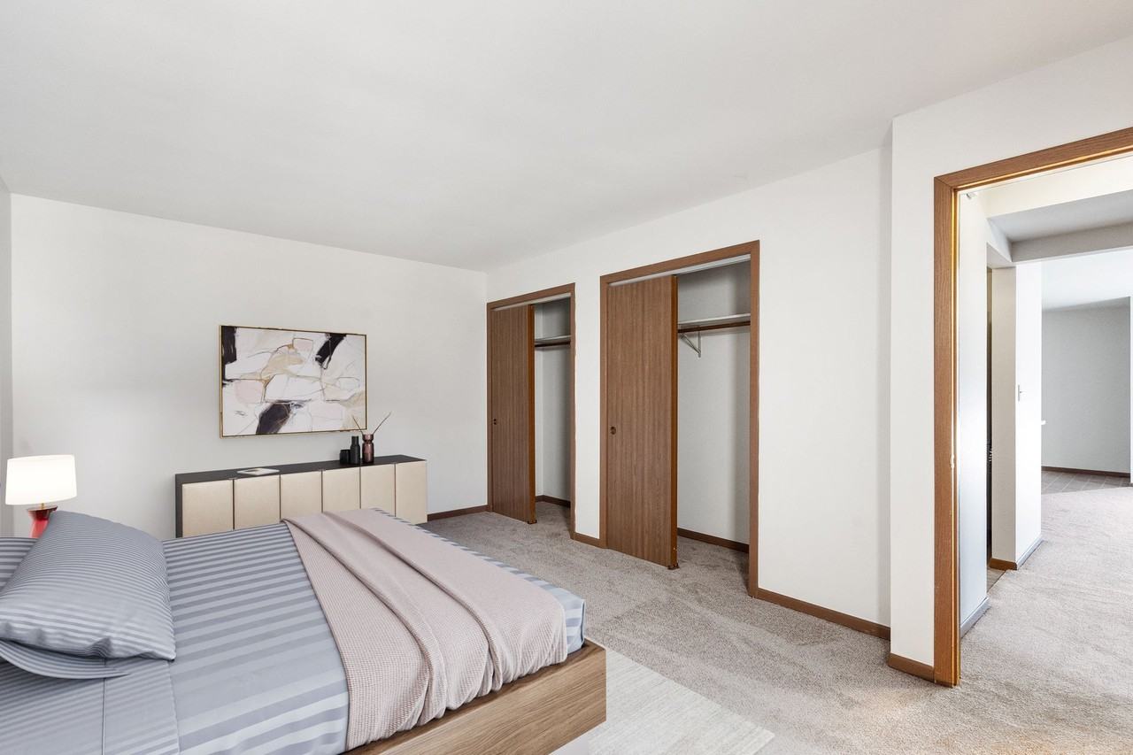 West Court Apartments - Photo 3 of 10