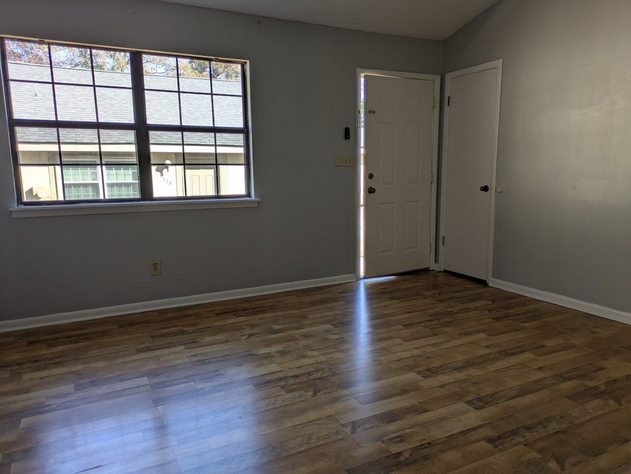 240 Tallulah Trl - Photo 6 of 16