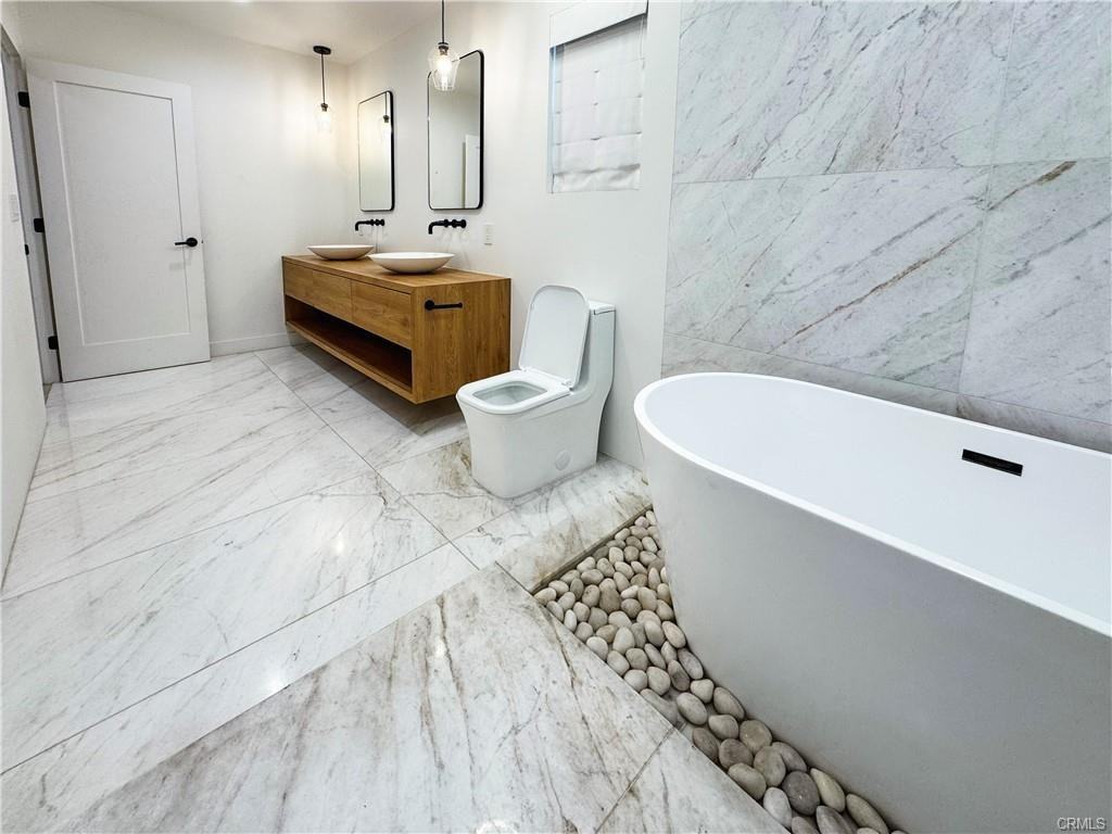 22539 Dolorosa St - Photo 3 of 8