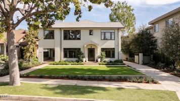 featured image of 820 Brent Avenue