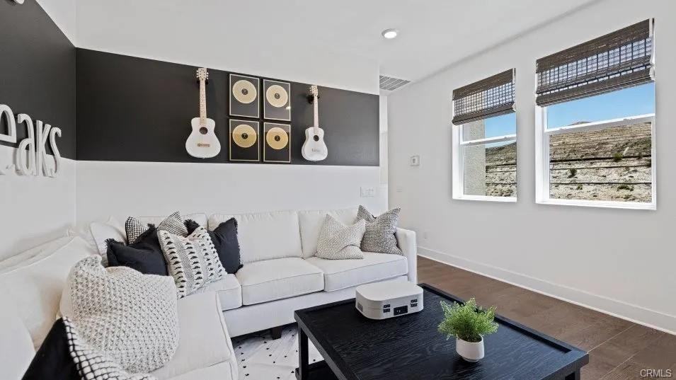 27213 Tamarack Ln - Photo 6 of 8