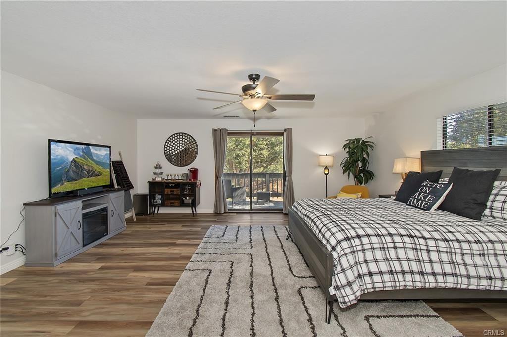 198 Zermat Dr - Photo 3 of 8