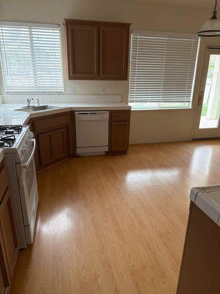 473 Cabernet Street - Photo 7 of 19