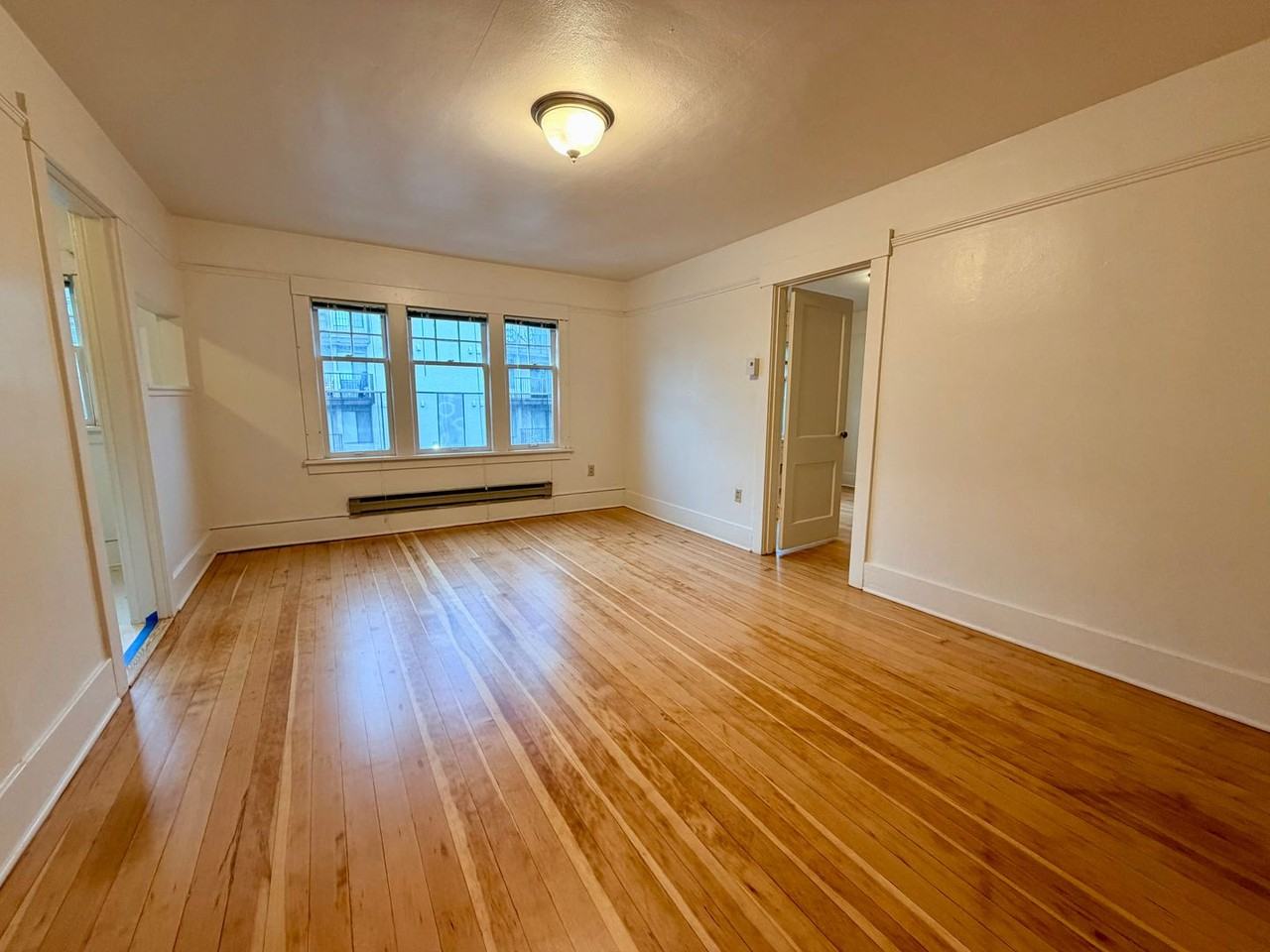 Aloha Apartments - Photo 6 of 37