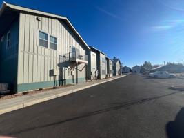 featured image of 1500 Southwest Juniper Avenue