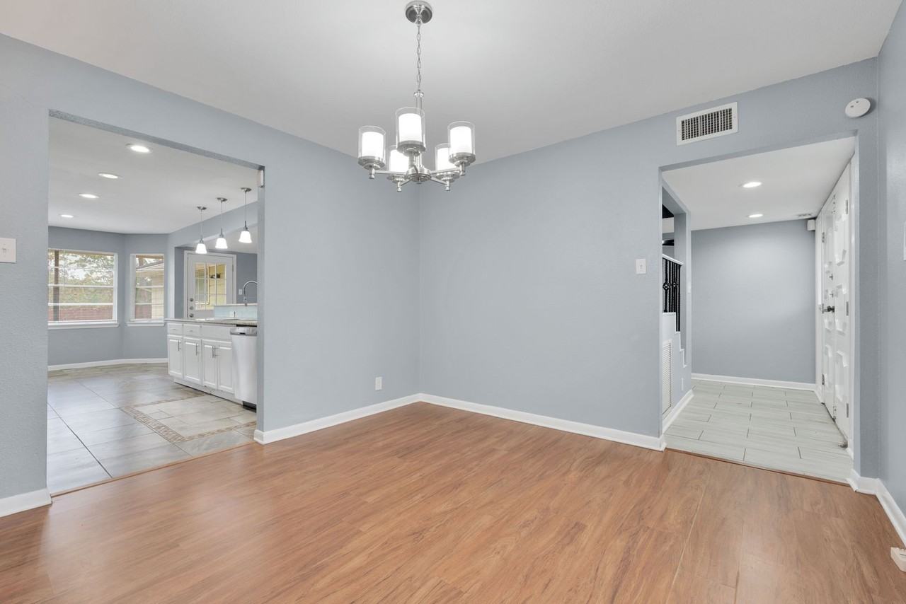 103 Shalimar Dr - Photo 5 of 31