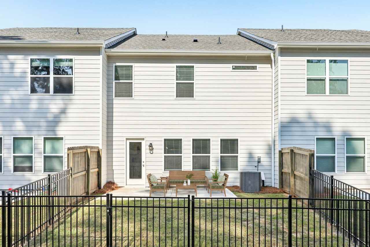 Pine Valley Commons - Photo 3 of 43