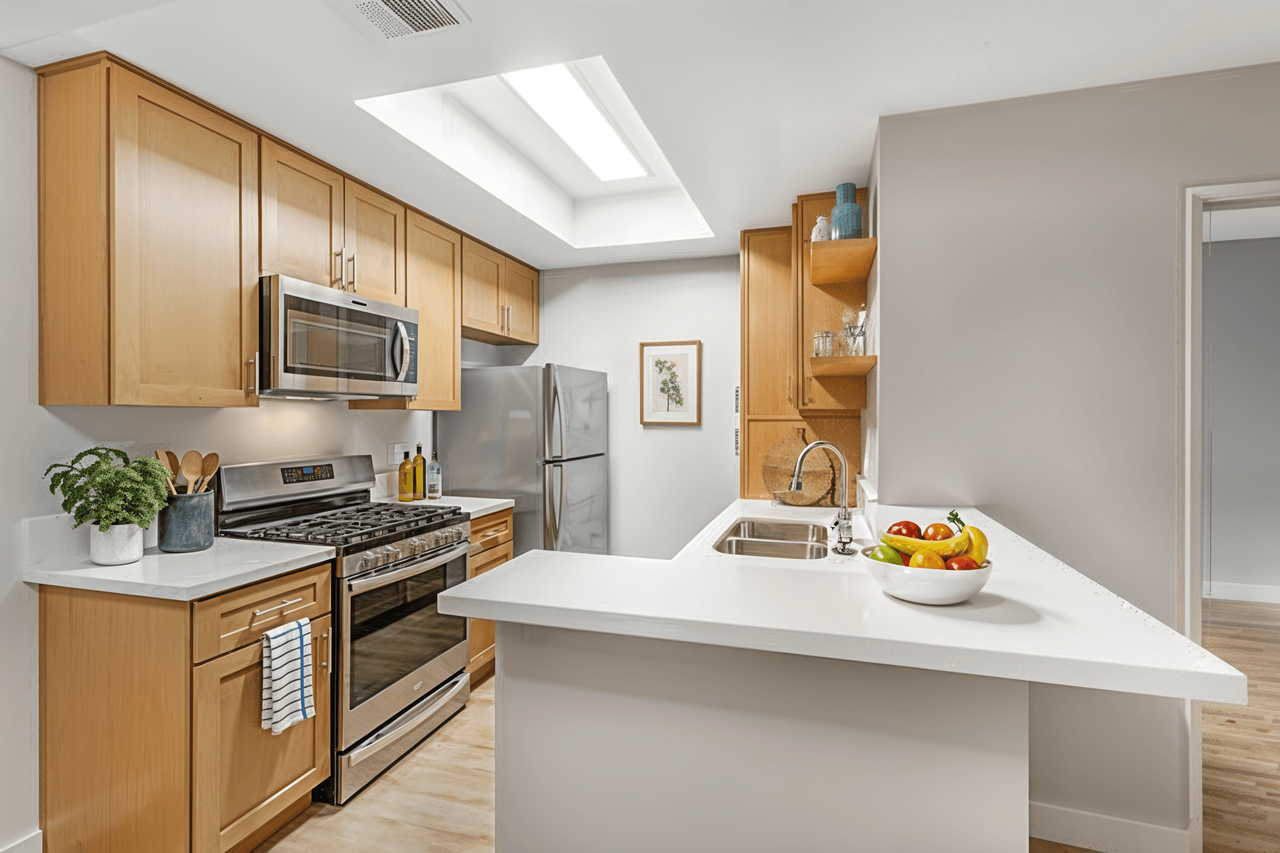 Noho Huston - Photo 2 of 30