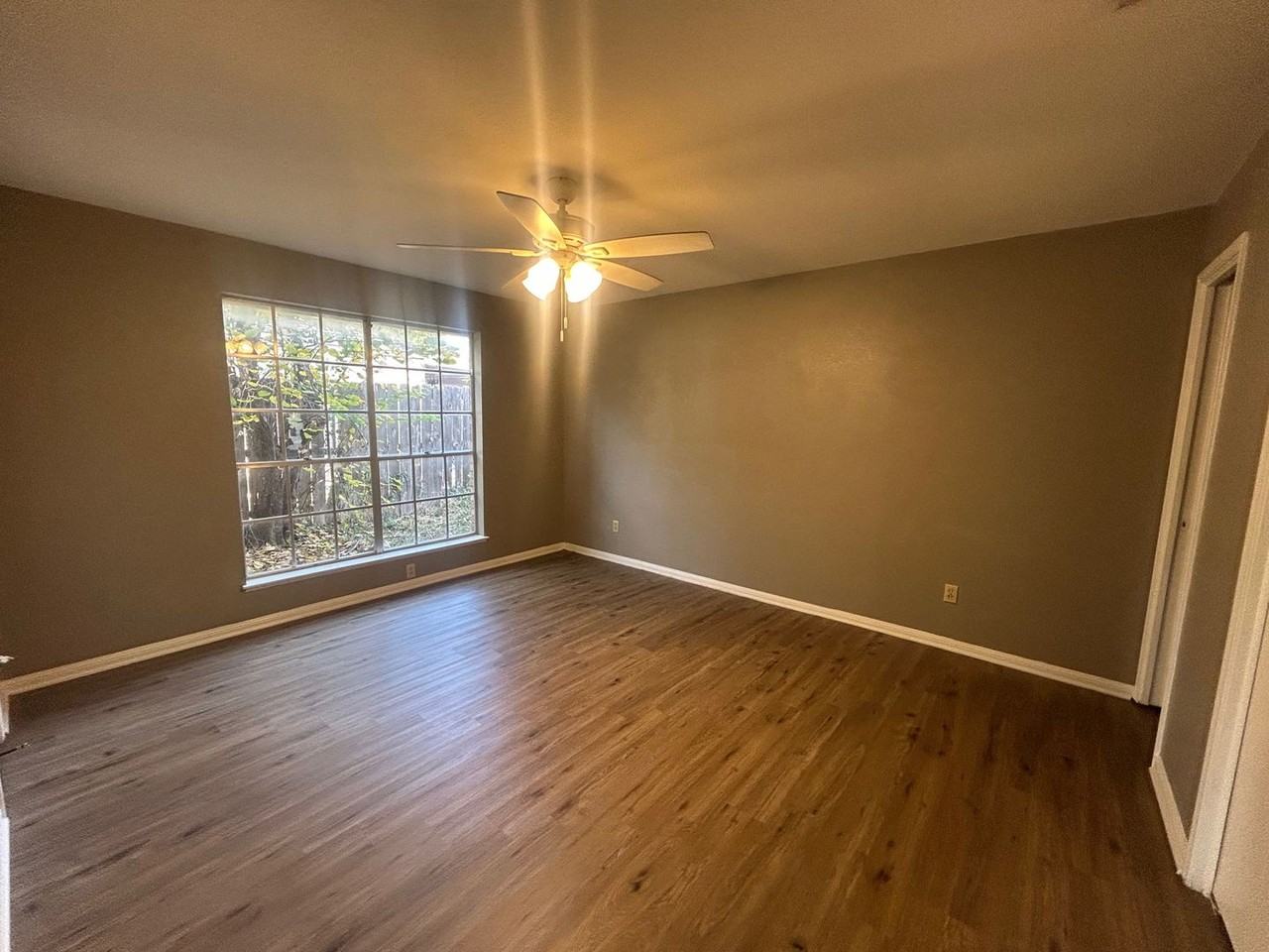 901 N 66th St - Photo 2 of 12