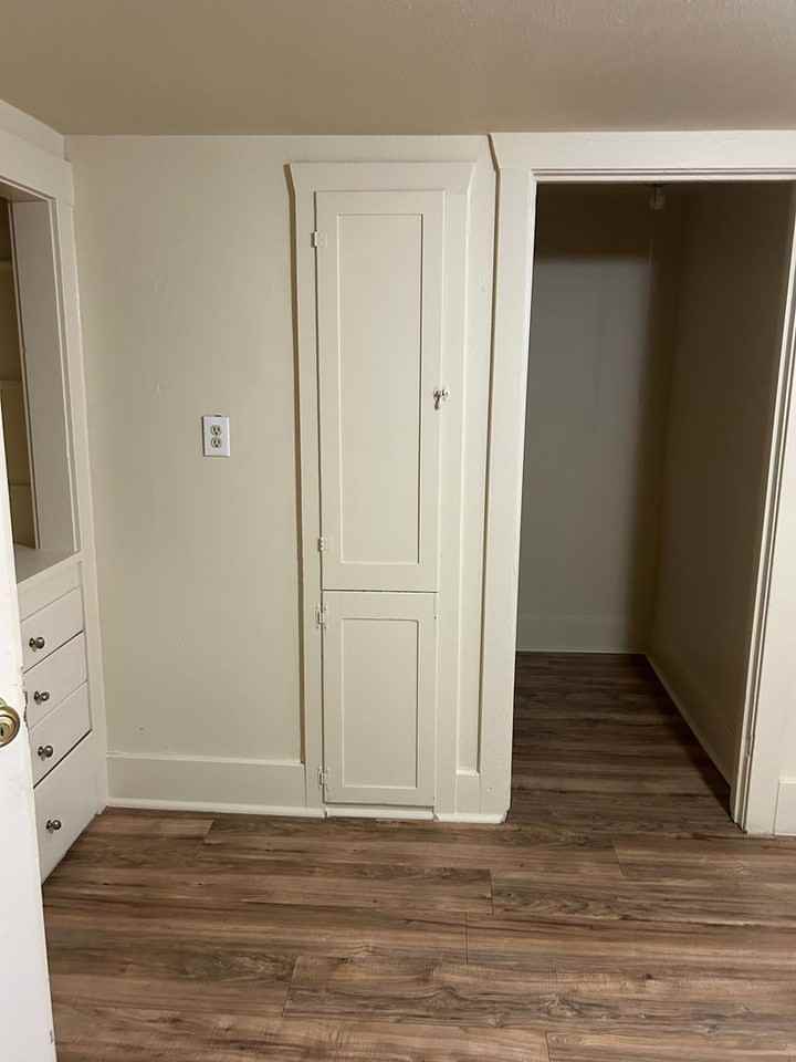 38 N. Oakdale Ave. - Photo 7 of 10