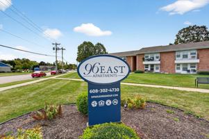 featured image of 1601 North Randall Avenue