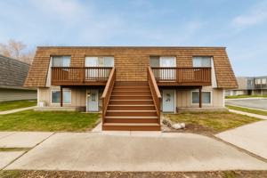 featured image of 5033 Hawthorne Road