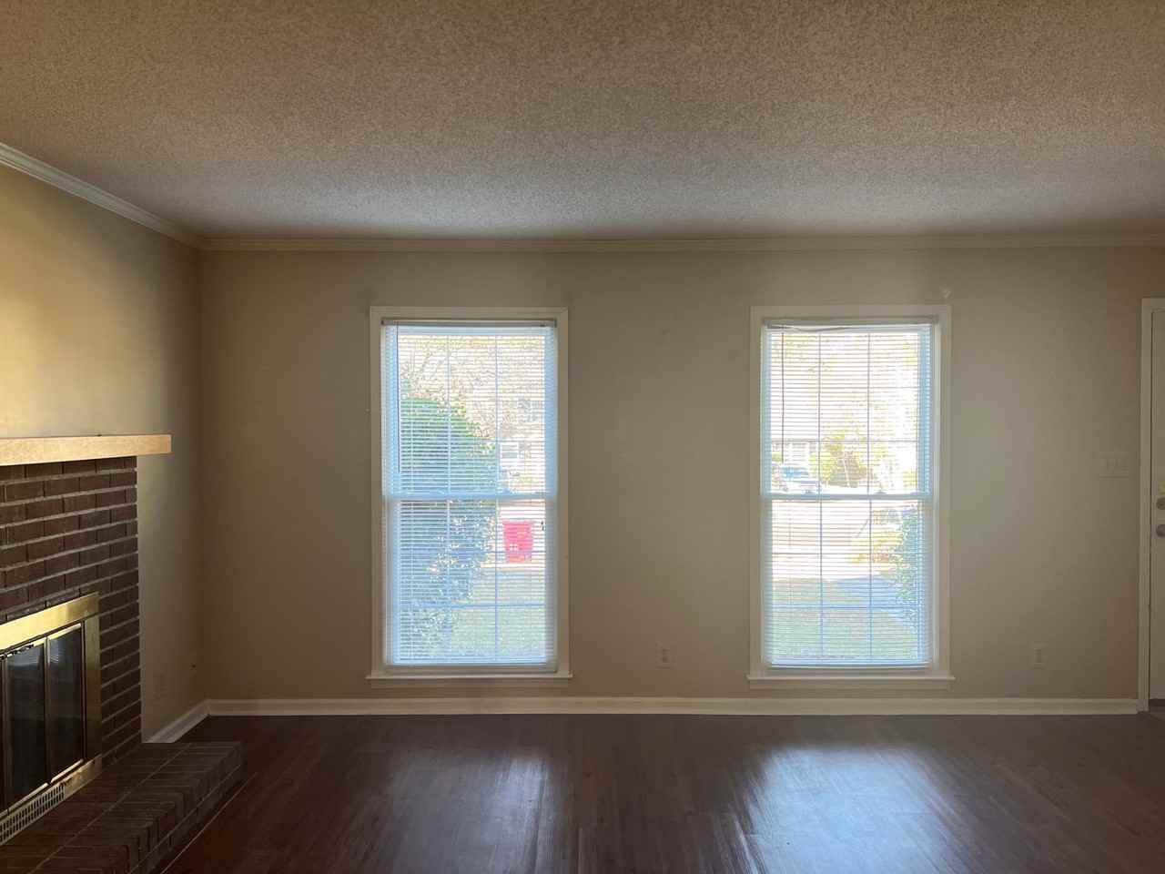 117 North Springs Court - Photo 2 of 22