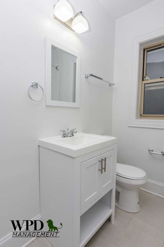 7928 S. Morgan St - Photo 5 of 10