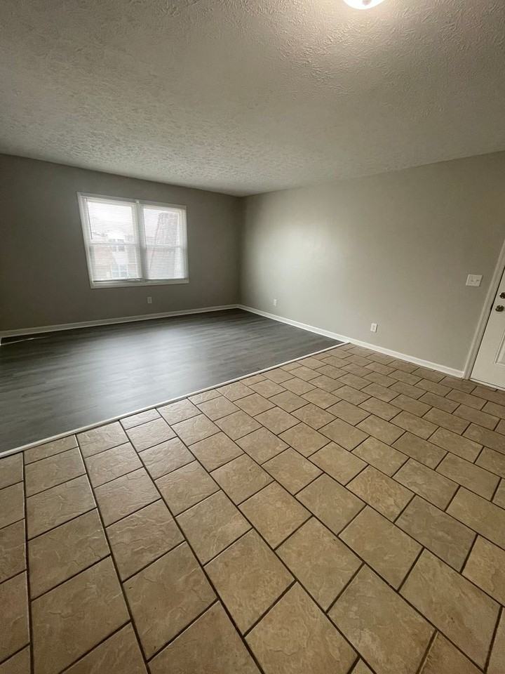 223 East Bryant Street - Photo 4 of 17