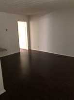 j3735 - Photo 1 of 1