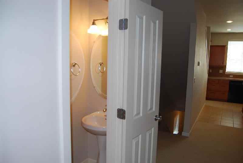 2226 Ne 141st Way - Photo 2 of 10