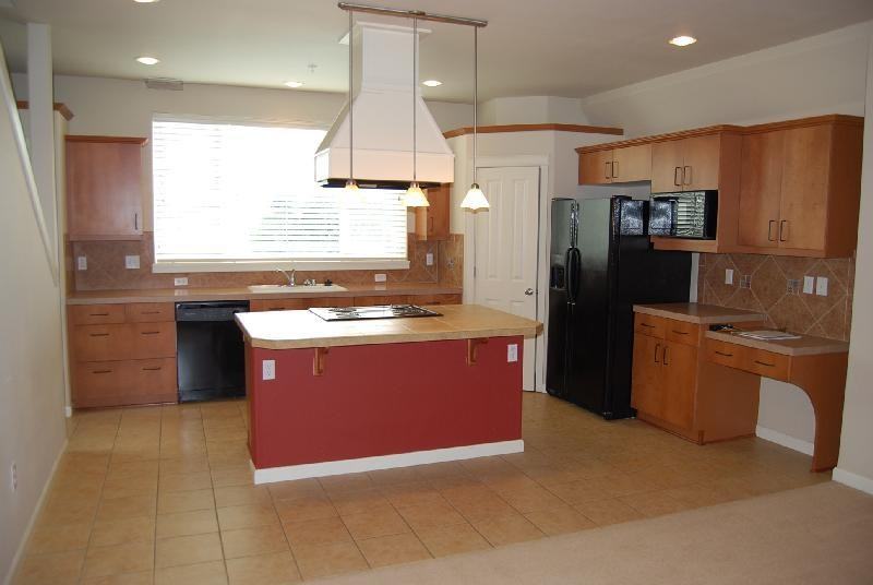 2226 Ne 141st Way - Photo 6 of 10