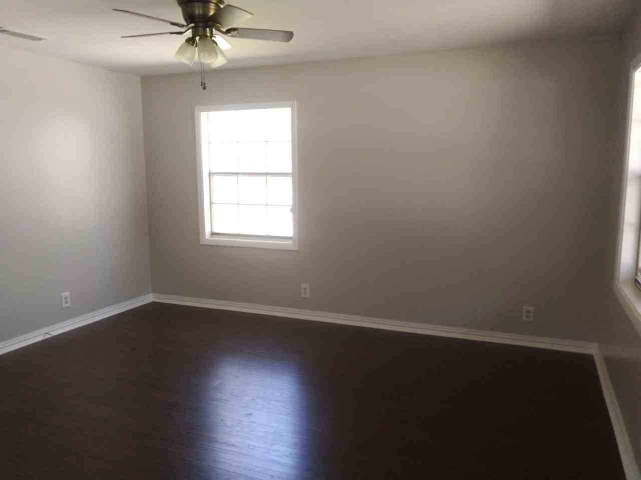 10 Katherine Loop - Photo 3 of 8