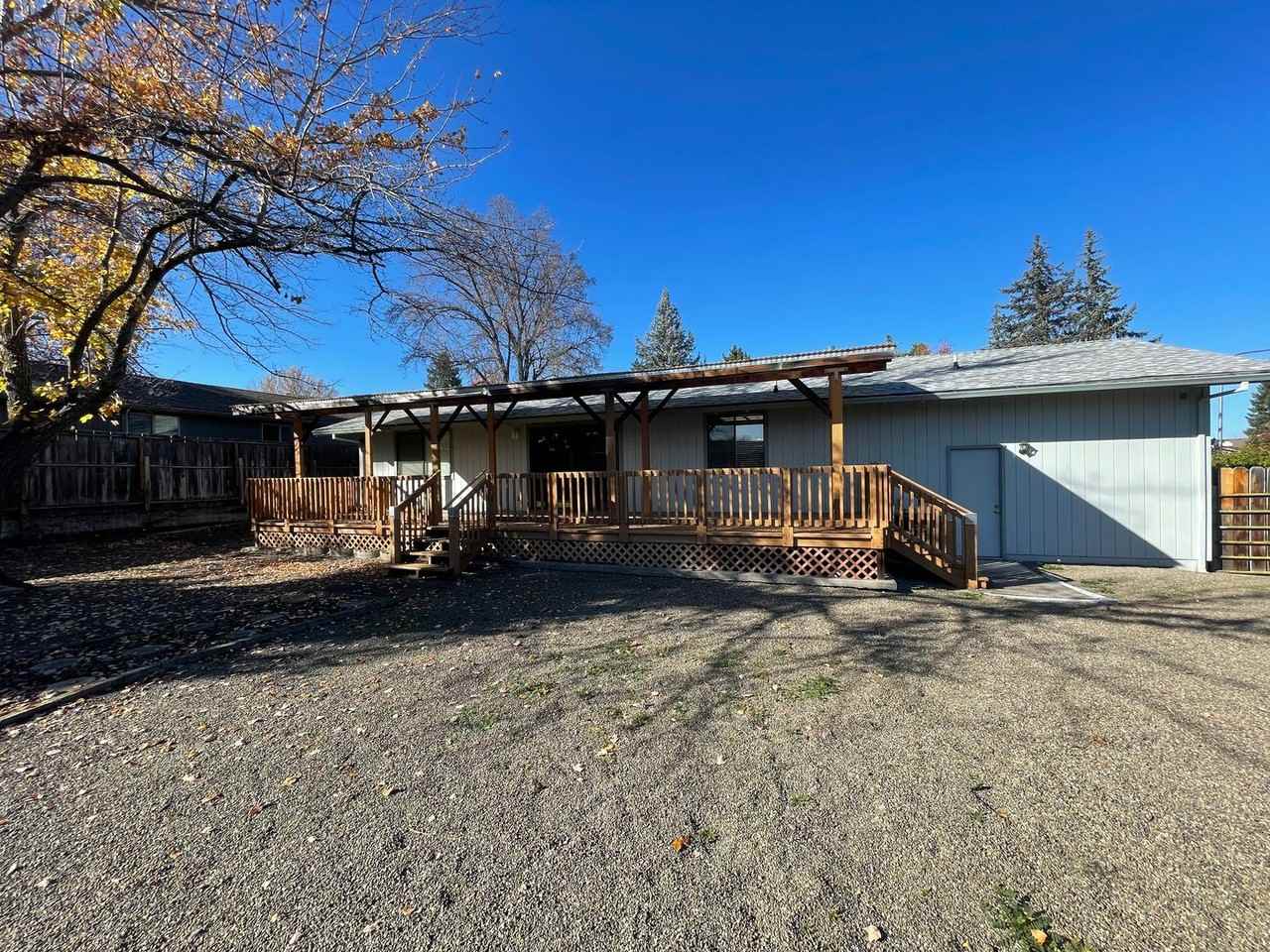 2784 Tonia Cir - Photo 6 of 38