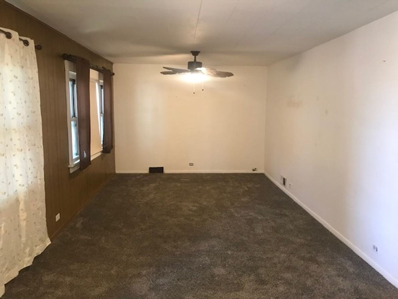 3474 Lincoln Avenue - Photo 3 of 7
