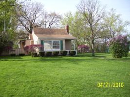 featured image of 115 East Montrose Street