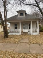 featured image of 537 East 3rd Avenue