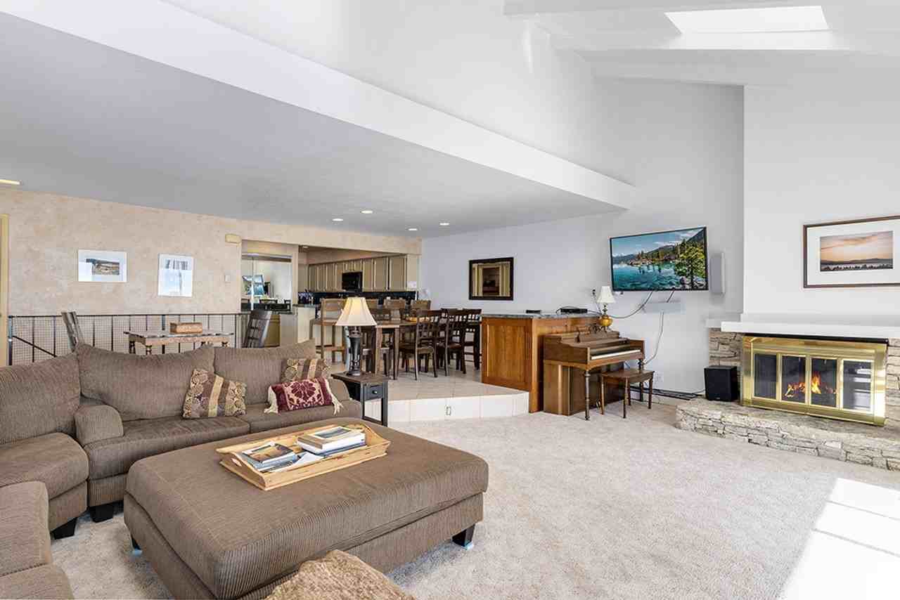 475 Lakeshore Blvd - Photo 4 of 23