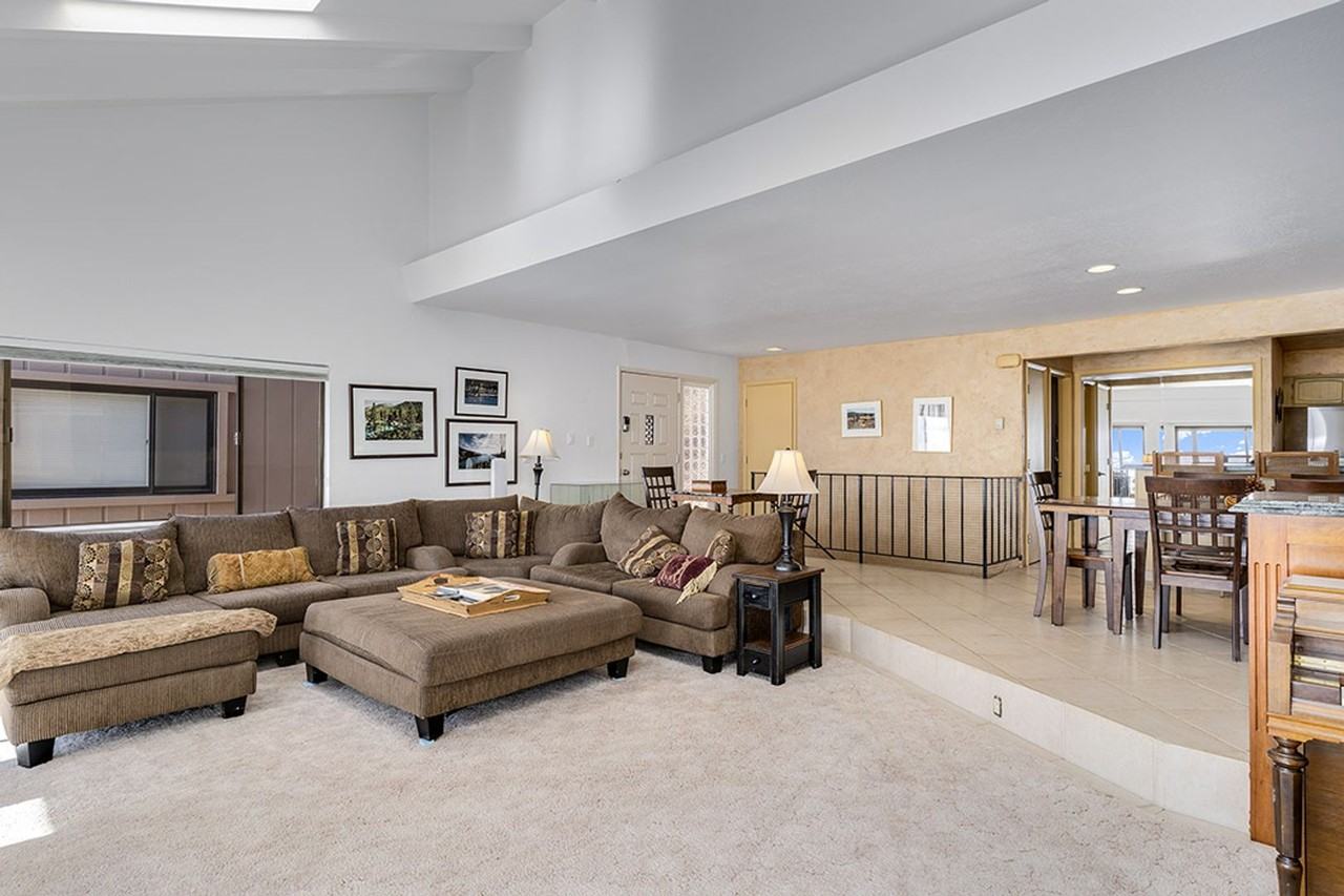 475 Lakeshore Blvd - Photo 5 of 23