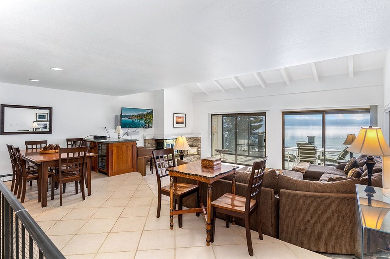 475 Lakeshore Blvd - Photo 7 of 23