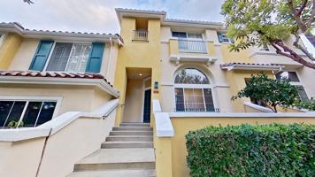 featured image of 1002 Reggio Aisle