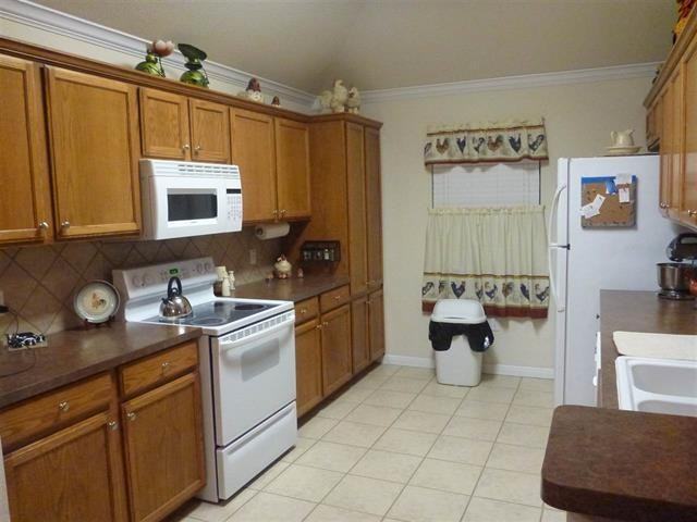 2512 Massey Ln - Photo 7 of 15