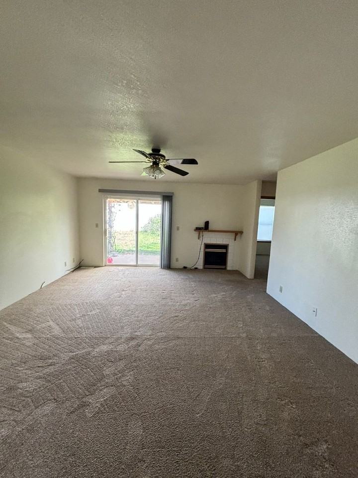 2307 East O Court - Photo 2 of 25