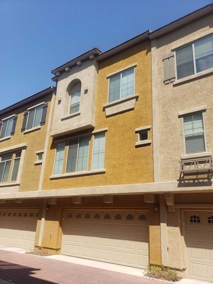 900 S 94th St #1045 - Photo 2 of 16